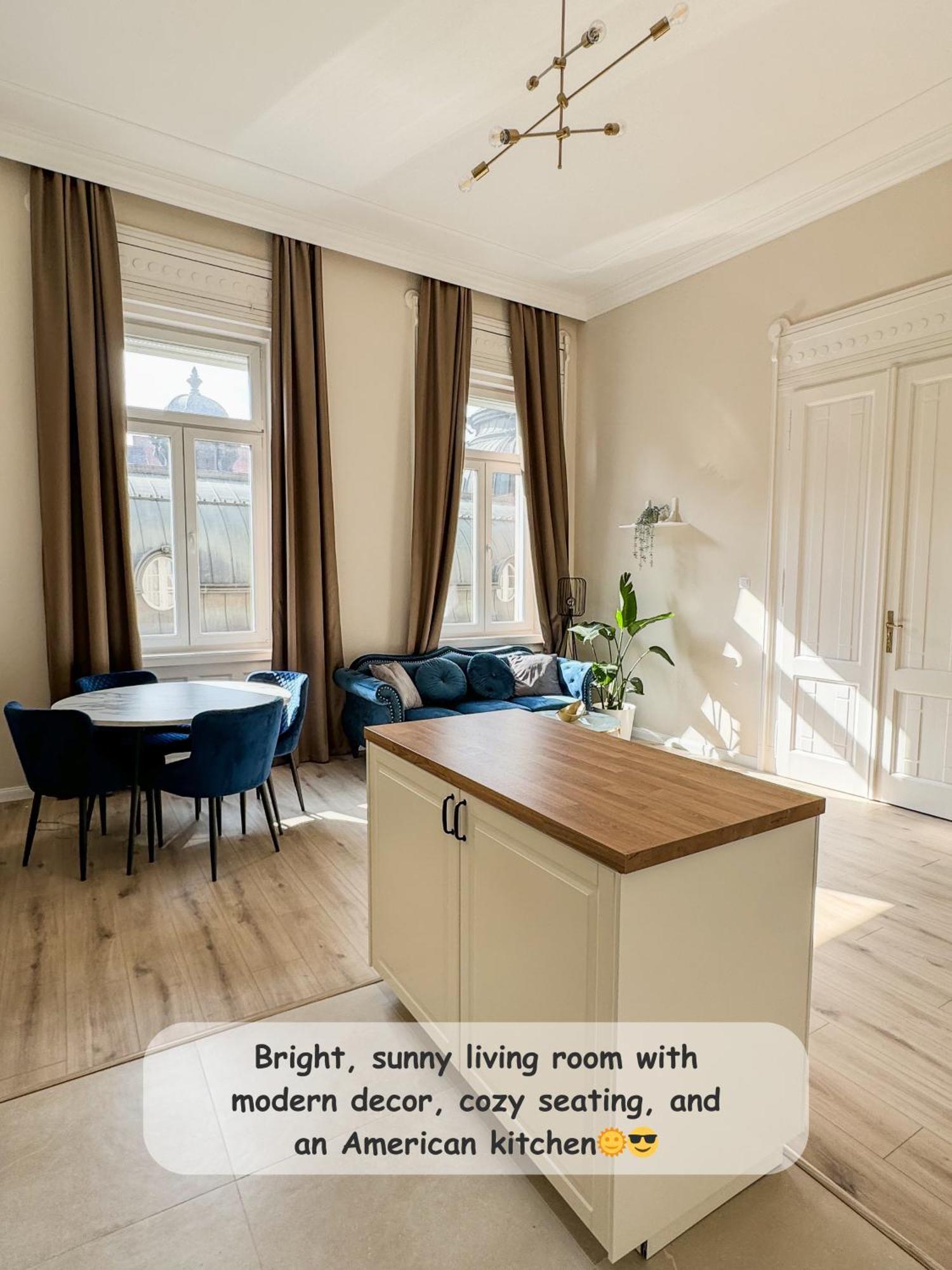 Luxury Parisian Designed 3-bedroom Gem In Heart Of