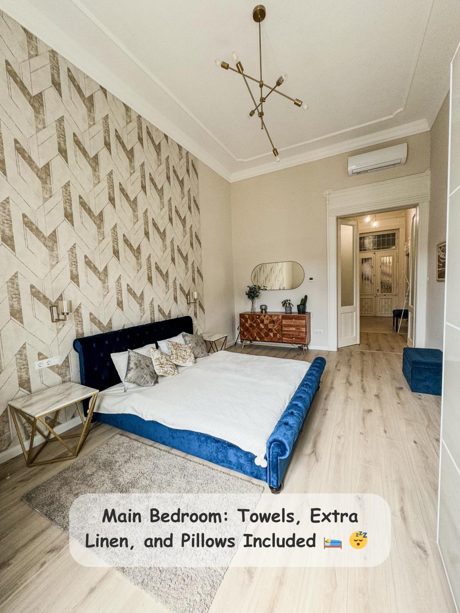 Luxury Parisian Designed 3-bedroom Gem In Heart Of Apartamento Budapest